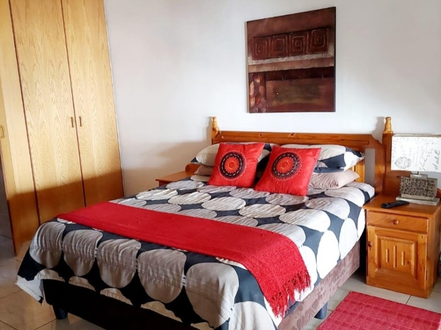 5 Bedroom Property for Sale in Oranjeville Free State